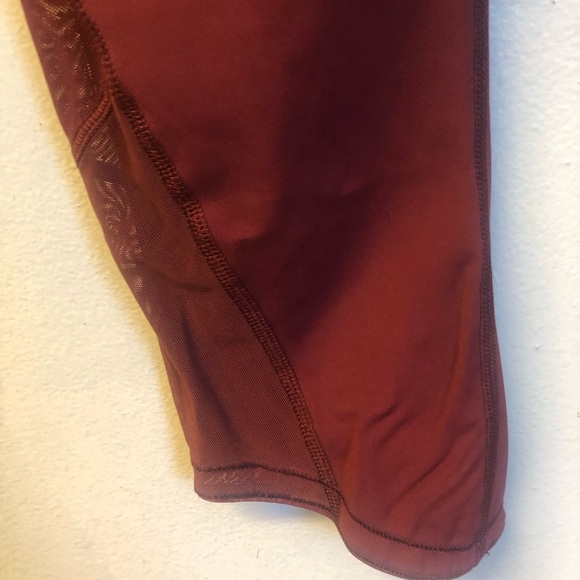 Lululemon athletica Capri leggings | Size 10 - Picture 8 of 11